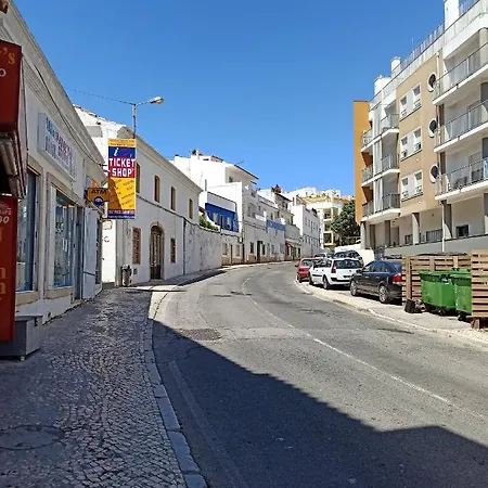 Studio In Albufeira With Wonderful Sea View Furnished Terrace And Wifi